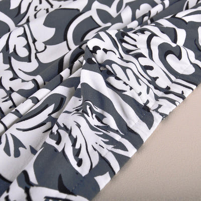 Weißer Vintage-Stuhlbezug