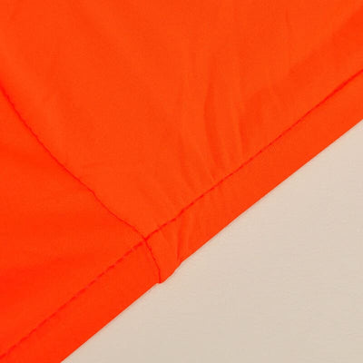 Großer orangefarbener Stuhlbezug