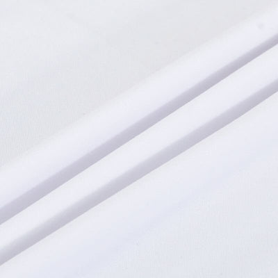 Großer weißer Stuhlbezug