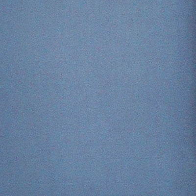 Hellblauer Stuhlbezug