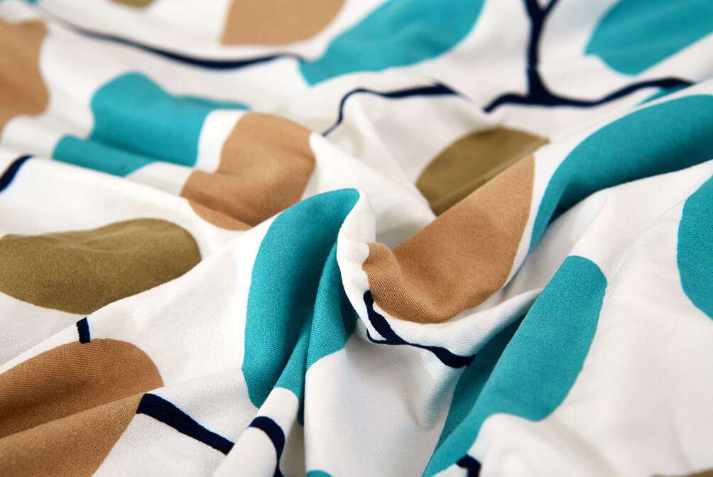 Stuhlbezug mit Blumenmuster (blau)