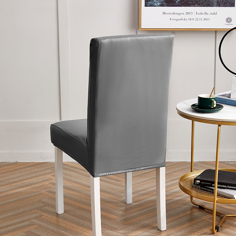 Stuhlbezug aus anthrazitgrauem Kunstleder